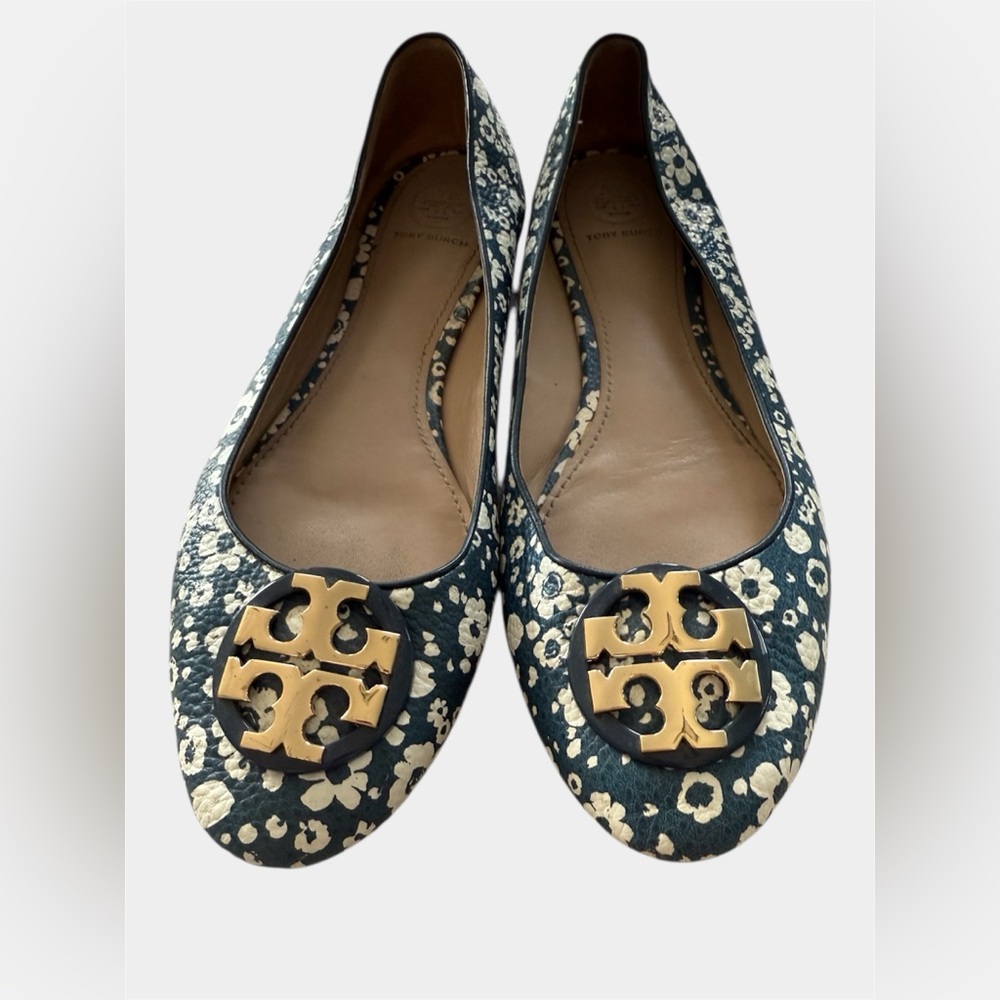 Tory Burch Reva Ballet Flats Womens 8 Navy White Floral Leather Gold Logo Good - Picture 13 of 15
